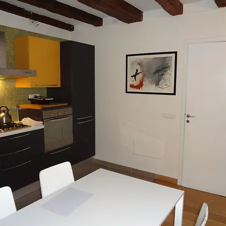 Apartament Biennale *